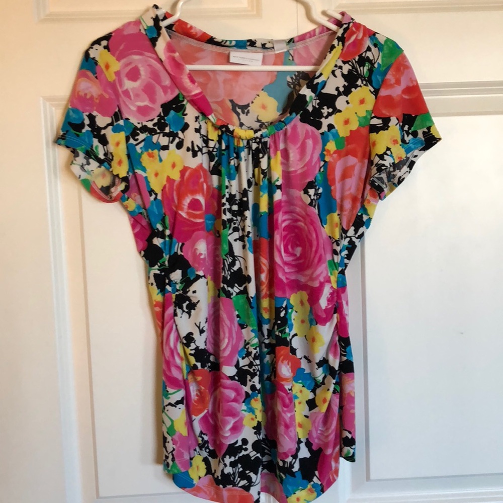 Women’s floral shirt
